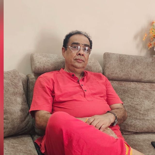 he is our founder of gurujivisa and he provide all types of visa services